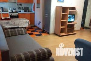 3-к квартира, посуточно, 56м2, 1/5 этаж