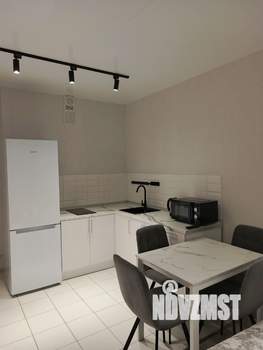 1-к квартира, посуточно, 38м2, 2/18 этаж