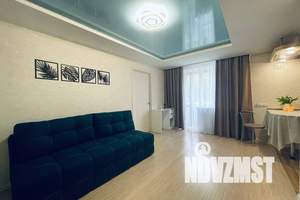 2-к квартира, посуточно, 49м2, 3/5 этаж