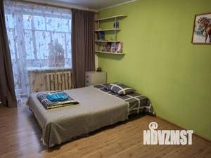 2-к квартира, посуточно, 47м2, 1/1 этаж