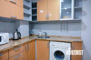 Студия квартира, посуточно, 35м2, 2/6 этаж