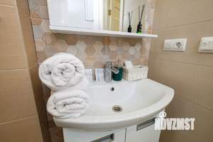 1-к квартира, посуточно, 42м2, 1/1 этаж