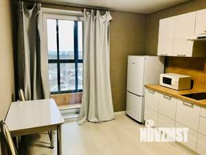 1-к квартира, посуточно, 40м2, 7/17 этаж