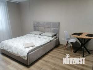 Студия квартира, посуточно, 28м2, 5/18 этаж