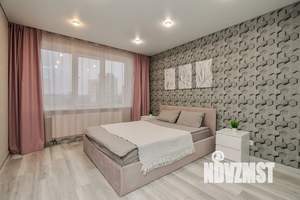 1-к квартира, посуточно, 40м2, 10/17 этаж