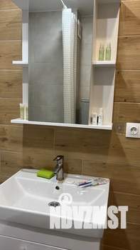 Студия квартира, посуточно, 45м2, 8/17 этаж