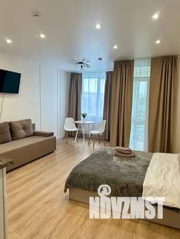 Студия квартира, посуточно, 35м2, 6/24 этаж