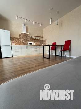 Студия квартира, посуточно, 41м2, 15/25 этаж