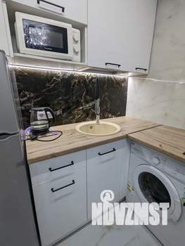 Студия квартира, посуточно, 26м2, 17/17 этаж