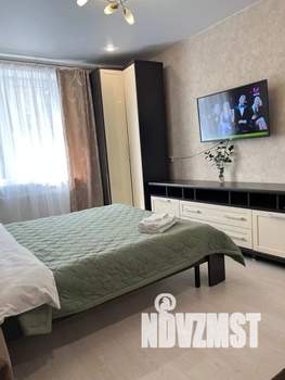 1-к квартира, посуточно, 35м2, 2/17 этаж