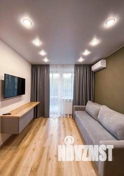 1-к квартира, посуточно, 40м2, 1/21 этаж