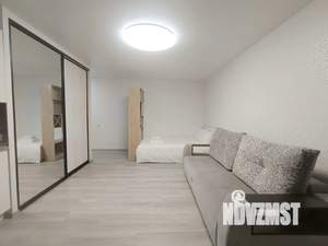 Студия квартира, посуточно, 30м2, 4/5 этаж