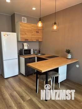 Студия квартира, посуточно, 28м2, 3/17 этаж