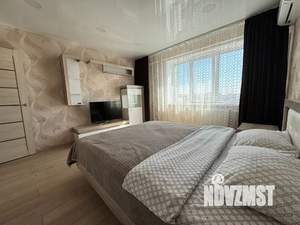 1-к квартира, посуточно, 40м2, 15/16 этаж