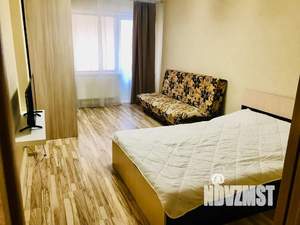 1-к квартира, посуточно, 40м2, 5/18 этаж