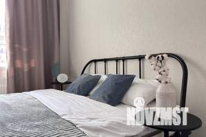 2-к квартира, посуточно, 38м2, 4/17 этаж