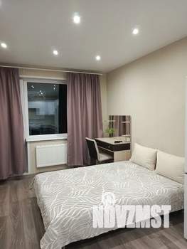 Студия квартира, посуточно, 28м2, 10/18 этаж