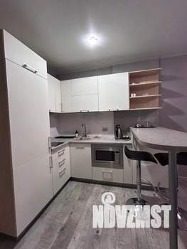 Студия квартира, посуточно, 30м2, 10/18 этаж