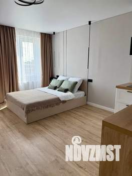 Студия квартира, посуточно, 28м2, 7/17 этаж