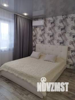 Студия квартира, посуточно, 37м2, 6/18 этаж