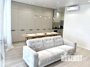 Студия квартира, посуточно, 55м2, 18/22 этаж