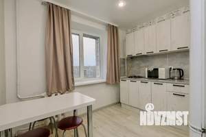 1-к квартира, посуточно, 40м2, 6/9 этаж