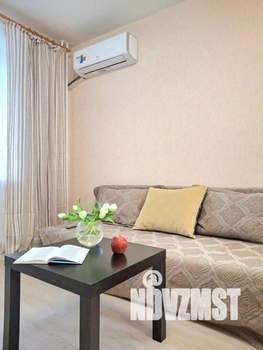 2-к квартира, посуточно, 43м2, 1/1 этаж