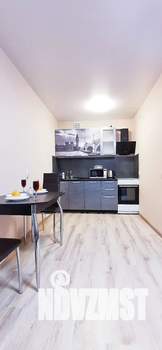 1-к квартира, посуточно, 43м2, 4/18 этаж