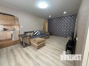 3-к квартира, посуточно, 58м2, 1/1 этаж