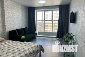 1-к квартира, посуточно, 40м2, 23/25 этаж