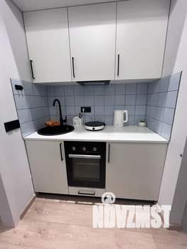 Студия квартира, посуточно, 25м2, 1/9 этаж