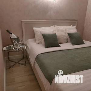 1-к квартира, посуточно, 34м2, 9/17 этаж