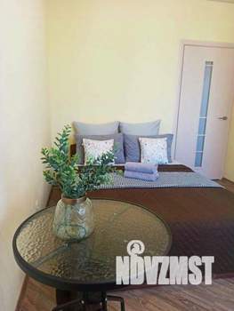 1-к квартира, посуточно, 44м2, 1/1 этаж