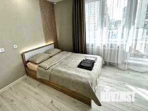 Студия квартира, посуточно, 34м2, 8/18 этаж