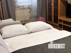 2-к квартира, посуточно, 45м2, 11/20 этаж