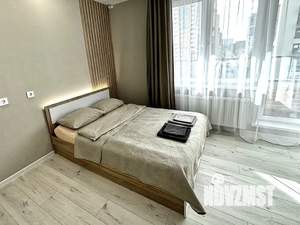 Студия квартира, посуточно, 34м2, 8/18 этаж