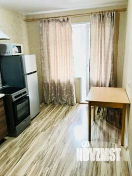 1-к квартира, посуточно, 40м2, 1/1 этаж