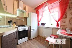 1-к квартира, посуточно, 62м2, 1/1 этаж