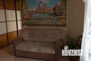 2-к квартира, посуточно, 50м2, 1/1 этаж