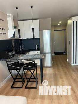 Студия квартира, посуточно, 28м2, 18/18 этаж