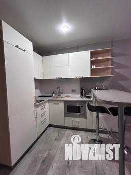 Студия квартира, посуточно, 30м2, 10/18 этаж