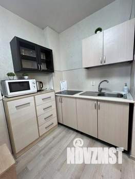 1-к квартира, посуточно, 28м2, 1/1 этаж