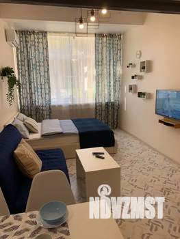 Студия квартира, посуточно, 30м2, 1/17 этаж