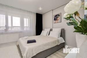 Студия квартира, посуточно, 34м2, 7/18 этаж