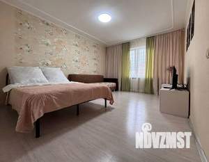 3-к квартира, посуточно, 68м2, 1/1 этаж