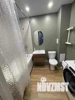 2-к квартира, посуточно, 40м2, 1/18 этаж