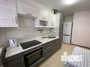 1-к квартира, посуточно, 36м2, 8/17 этаж