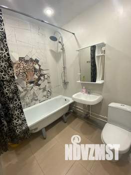 Студия квартира, посуточно, 41м2, 3/17 этаж