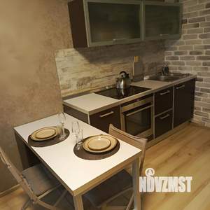 Студия квартира, посуточно, 28м2, 10/17 этаж