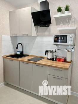 Студия квартира, посуточно, 25м2, 12/17 этаж